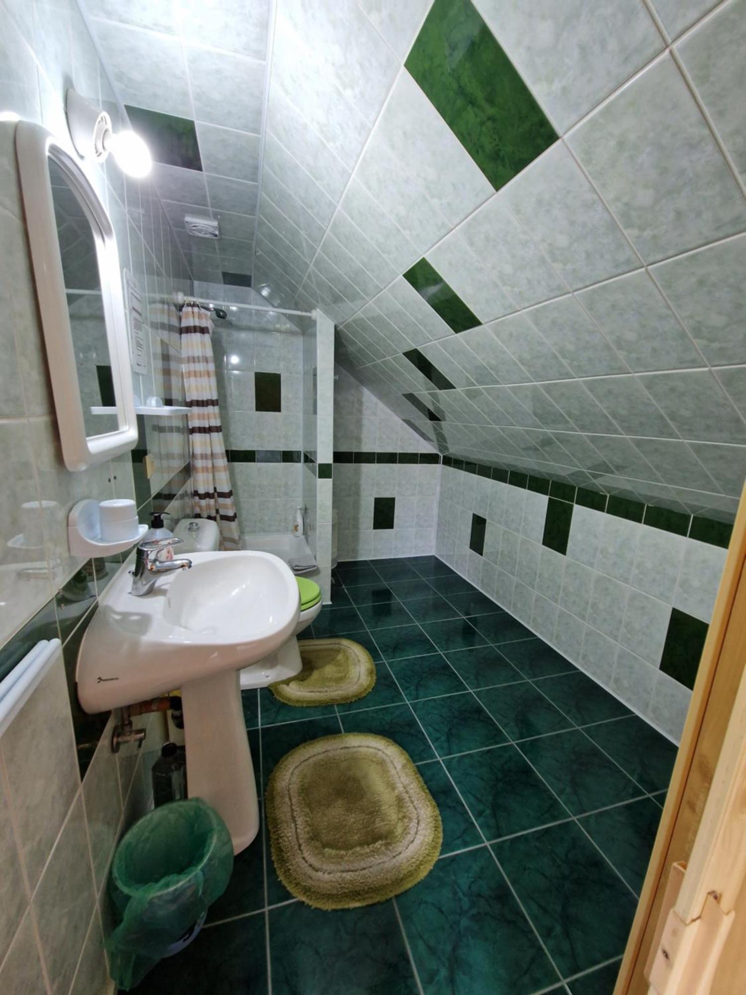 Voro Mold Hotel Gura Humorului Kültér fotó